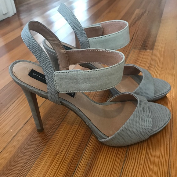 steve madden gray heels